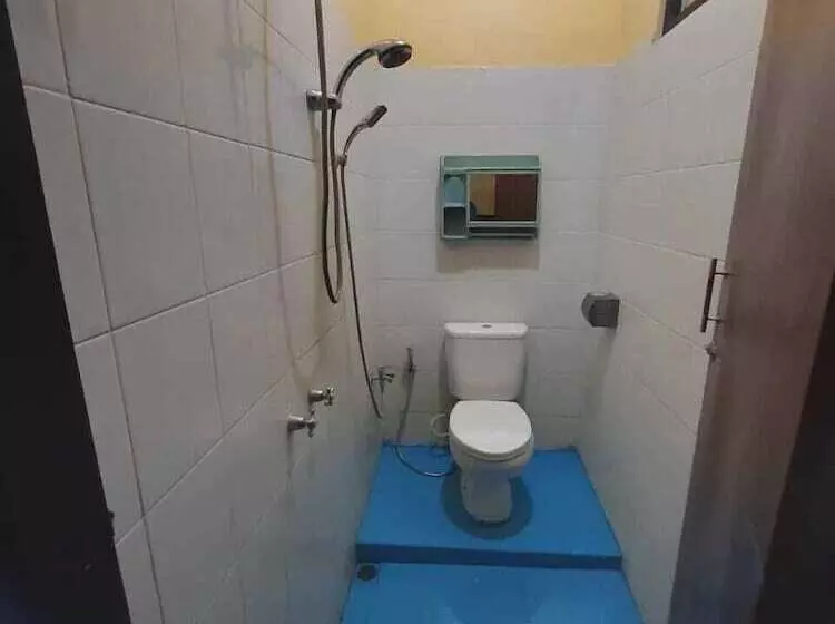 Aamiaismajoitus (B&B) Halfway House