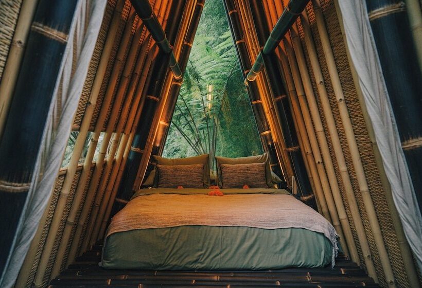 Bed and Breakfast Hideout Eco Bamboo House Bali