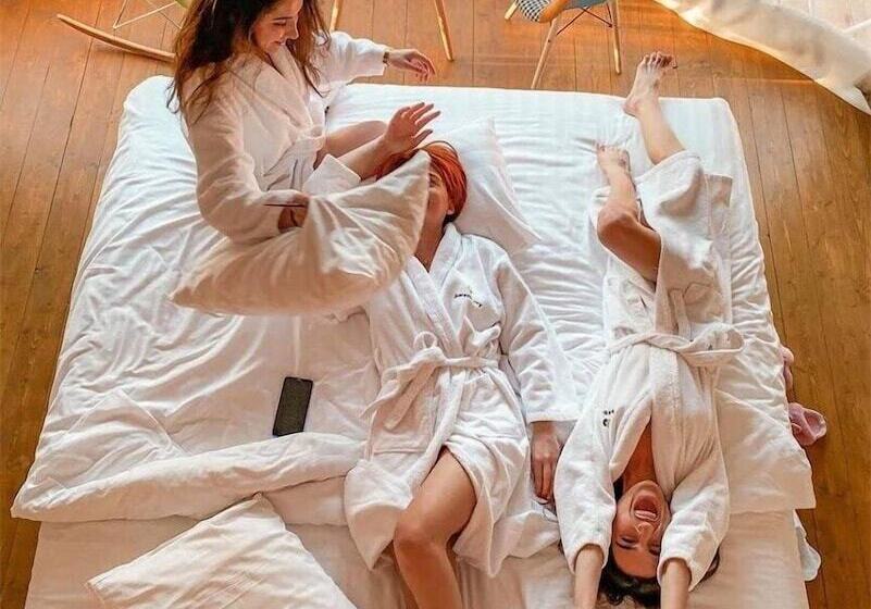 Bed and Breakfast Jewelberry Glamping