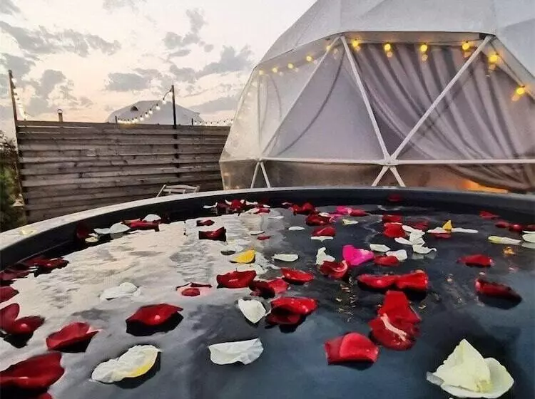 Bed and Breakfast Jewelberry Glamping
