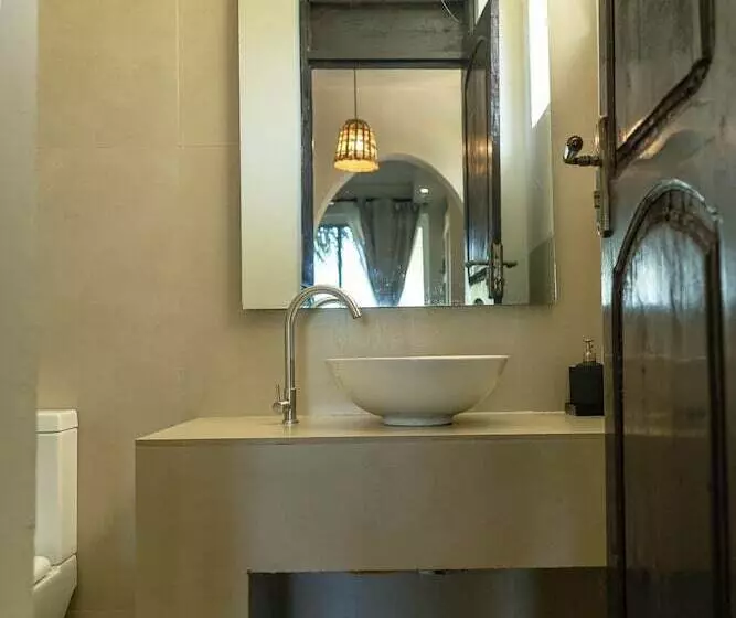 Aamiaismajoitus (B&B) Kuwa Zanzibar