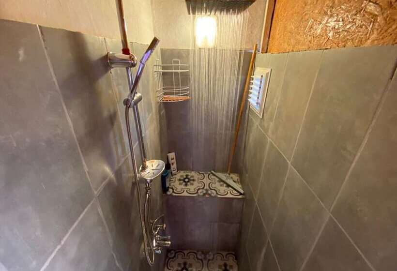 مبيت وإفطار Mell10 House