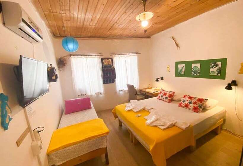 مبيت وإفطار Mell10 House