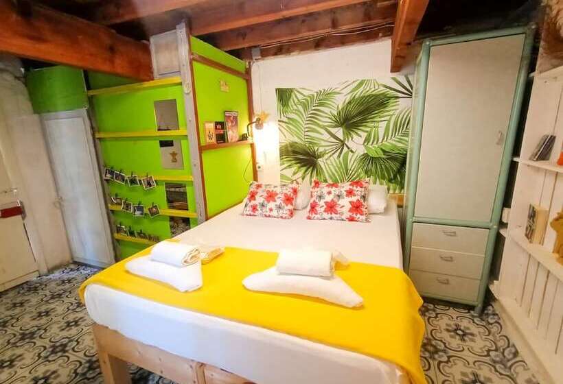 مبيت وإفطار Mell10 House