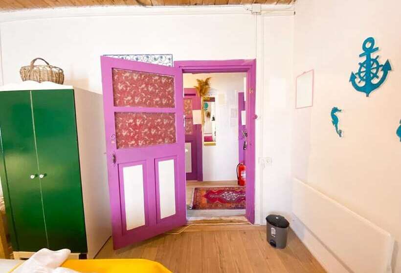 مبيت وإفطار Mell10 House