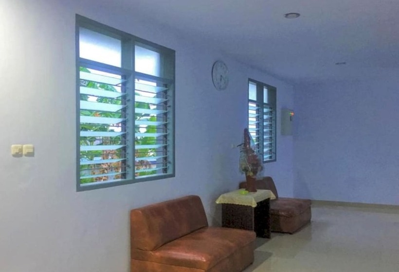 Отель Bnb Homestay By Oyo