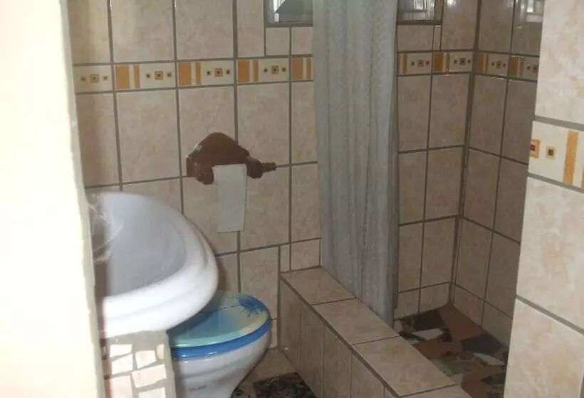 هتل Camping Sukuta & Lodge