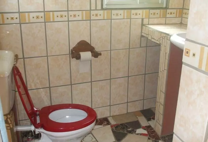 هتل Camping Sukuta & Lodge