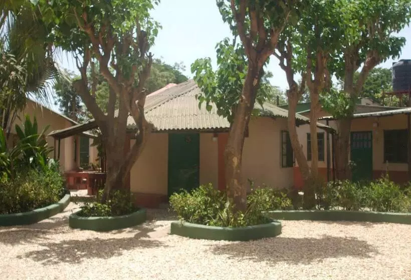 هتل Camping Sukuta & Lodge