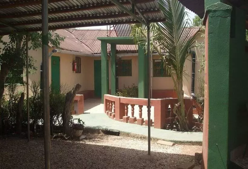 هتل Camping Sukuta & Lodge