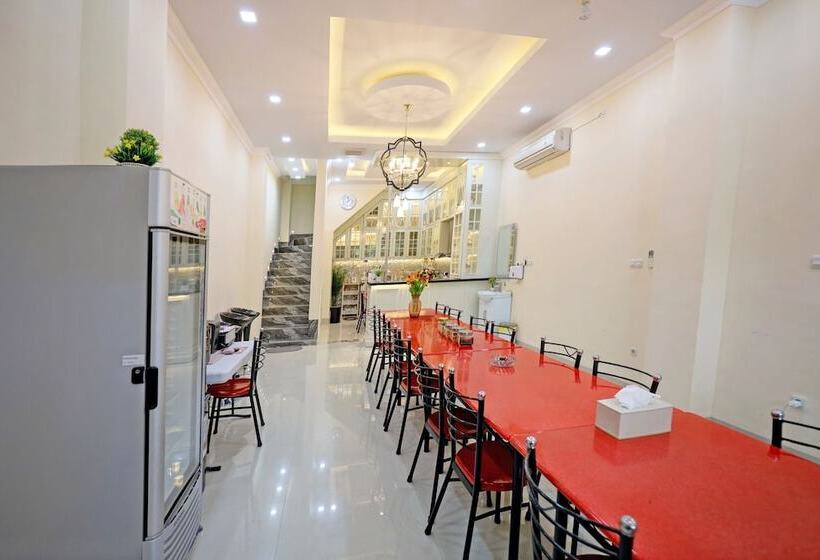 ホテル Homestay Zafirah By Oyo