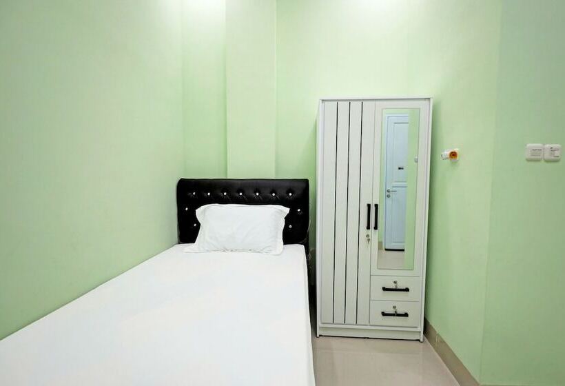 ホテル Homestay Zafirah By Oyo