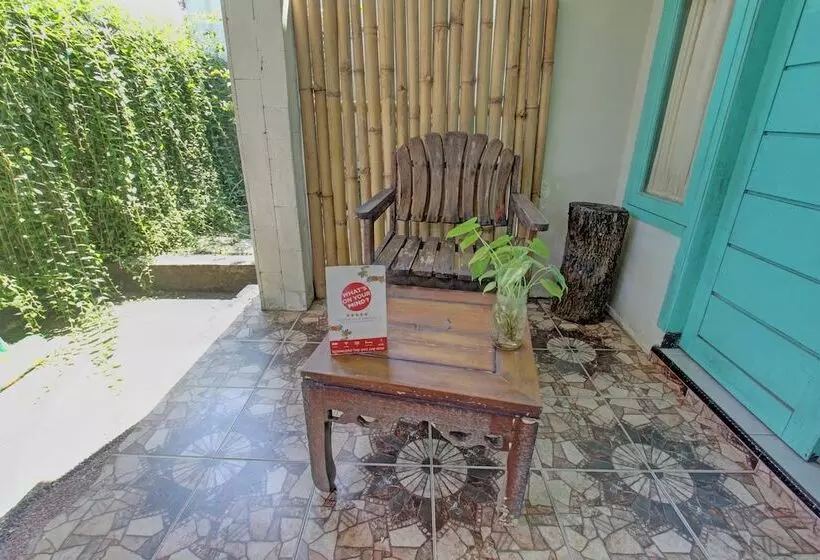 ホテル Kamar Lombok By Oyo