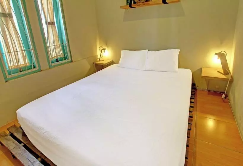 ホテル Kamar Lombok By Oyo