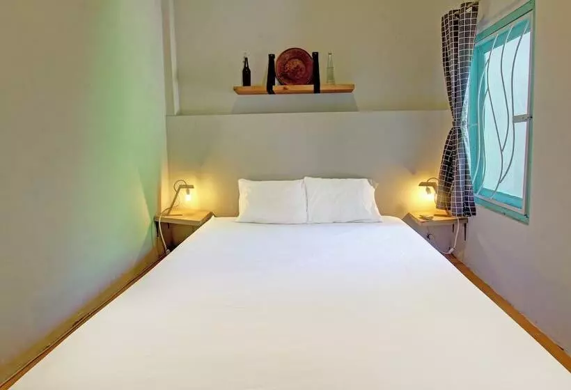 ホテル Kamar Lombok By Oyo