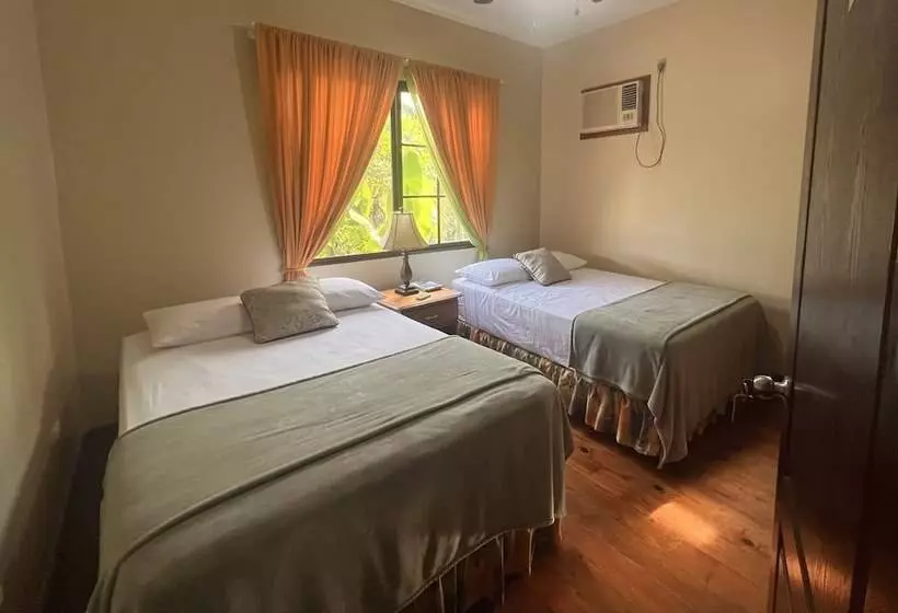 هتل Los Olingos Lodge   Bird Paradise