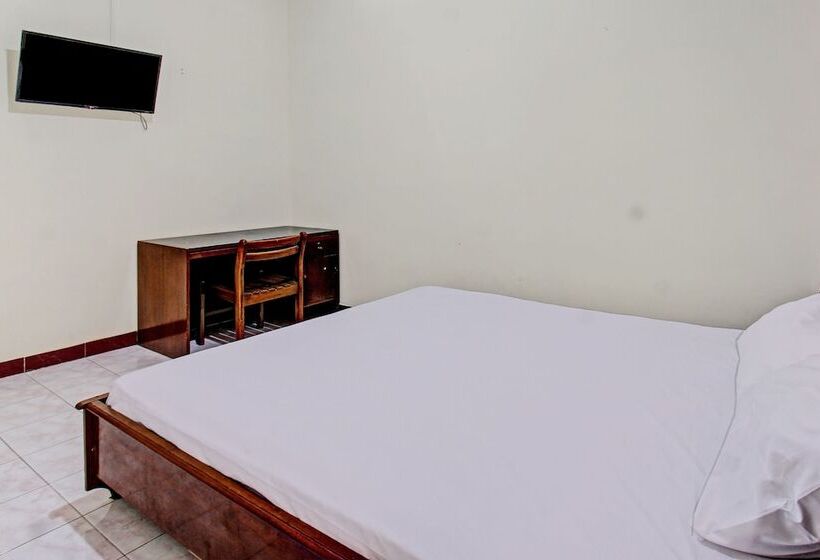 בית מלון כפרי Losmen Tjabe Merah By Oyo