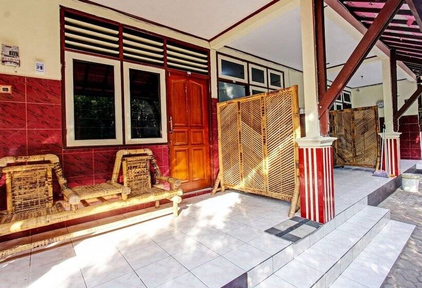 בית מלון כפרי Losmen Tjabe Merah By Oyo