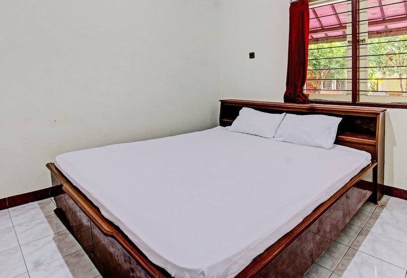 בית מלון כפרי Losmen Tjabe Merah By Oyo