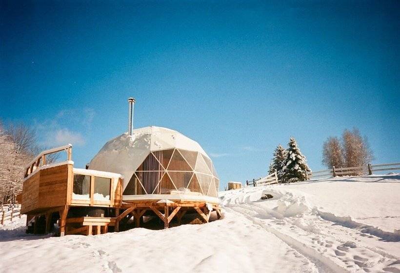 Отель Mi Clos Luxury Pods With Private Jacuzzis