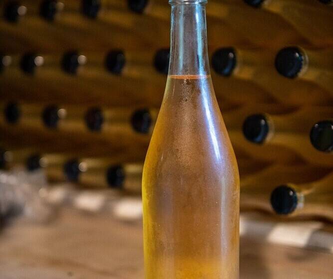 Отель Mi Clos Luxury Pods With Private Jacuzzis