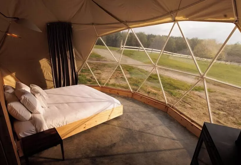 Hotelli Mi Clos   Luxury Pods With Private Jacuzzis