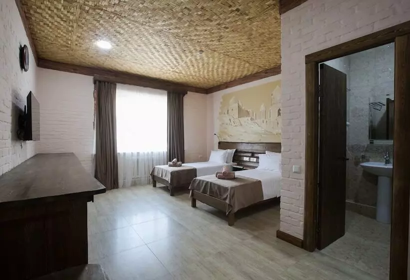 ホテル Pan Asiat Tashkent