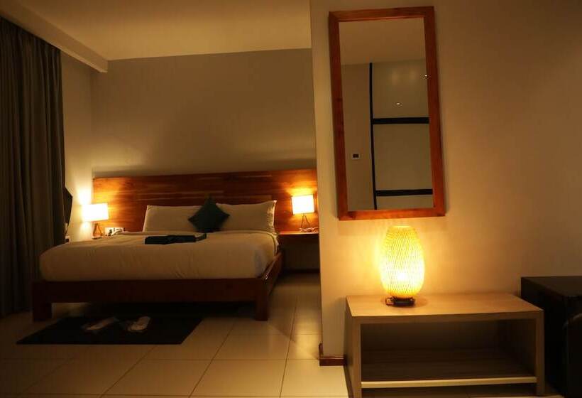 هتل Villa Alpha International