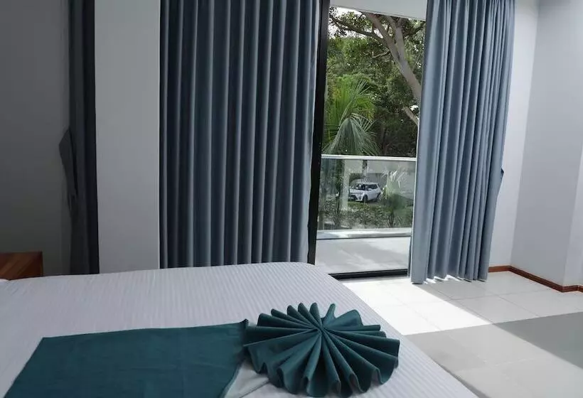 هتل Villa Alpha International