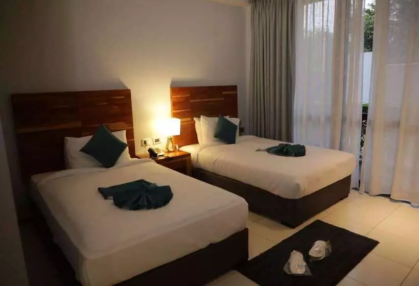 هتل Villa Alpha International