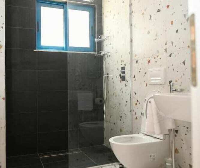 Отель Village By The Sea