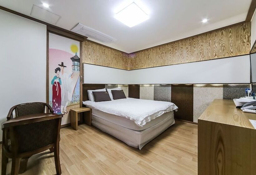 Motel Tongyeong View