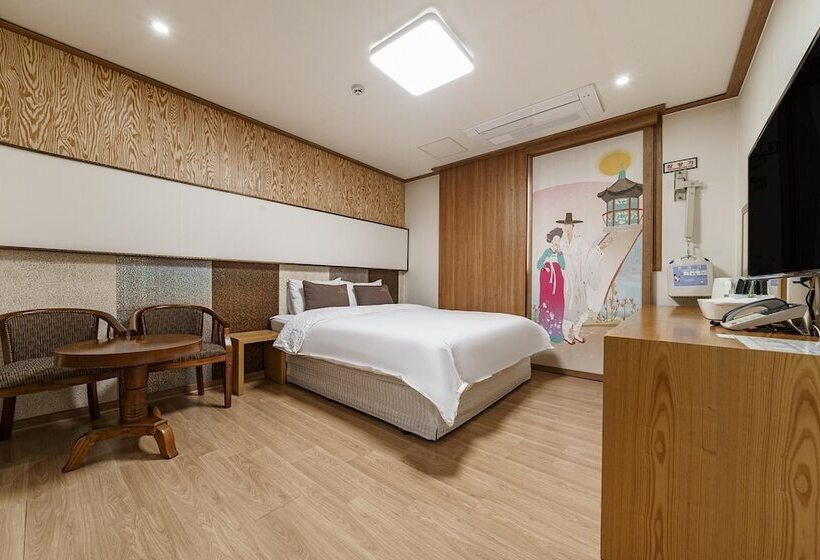 Motel Tongyeong View