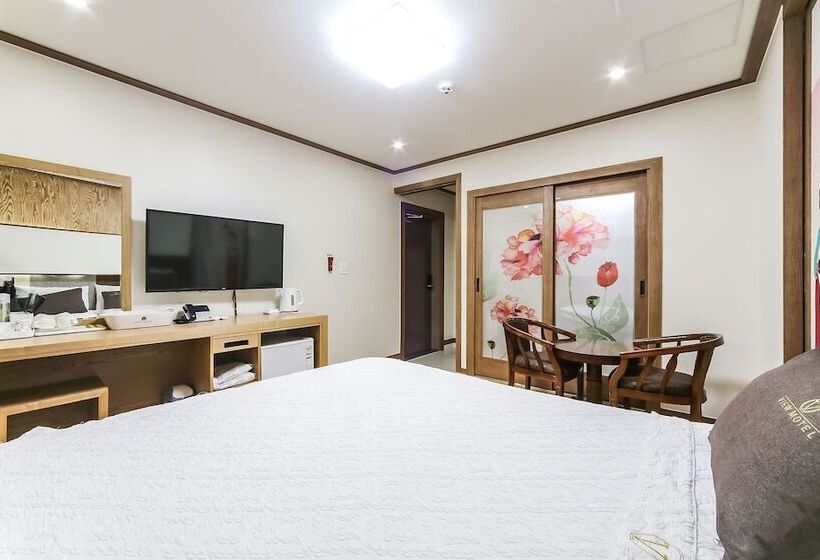 Motel Tongyeong View