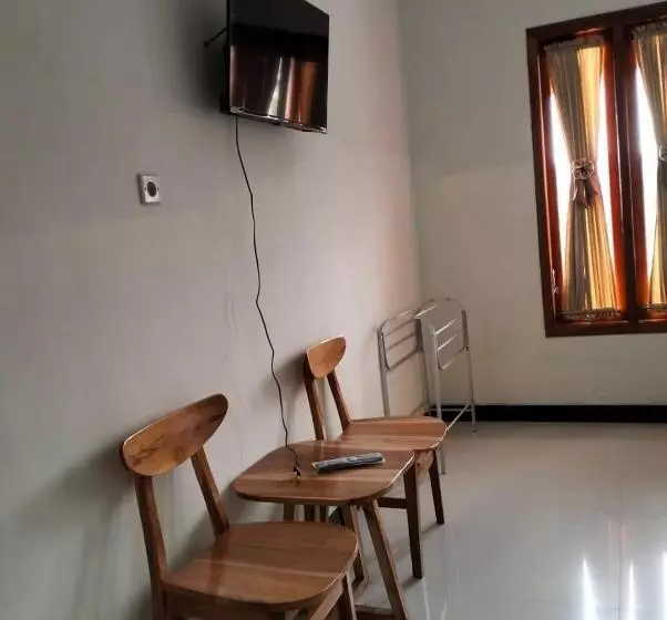 Majatalo Bromo Seruni Astungkara Homestay