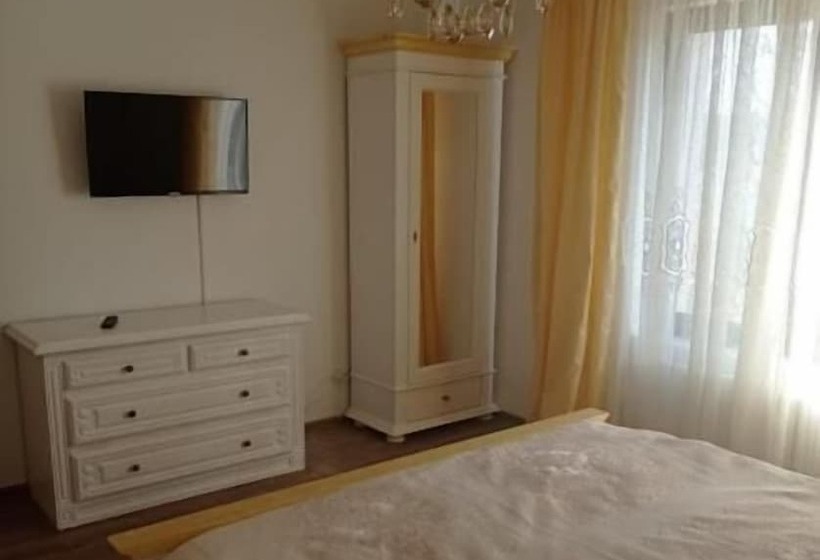 پانسیون Casa Flav