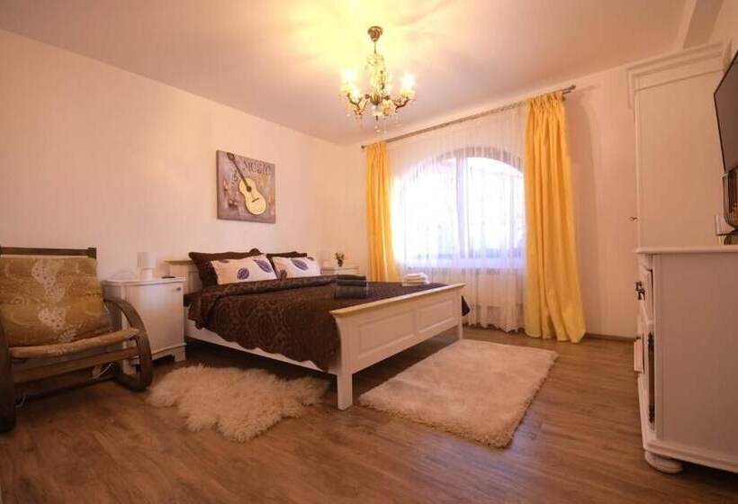 پانسیون Casa Flav