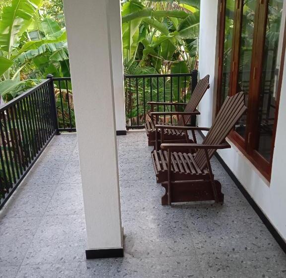 膳宿费 Cmsurf Guest