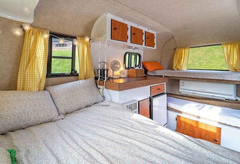 펜션 Geumsan Lalaland Caravan