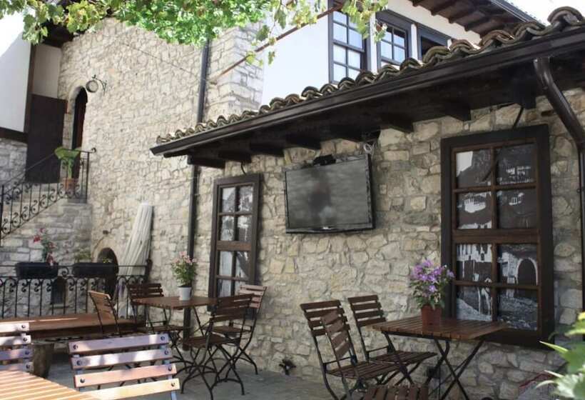 膳宿费 Hani I Xheblatit