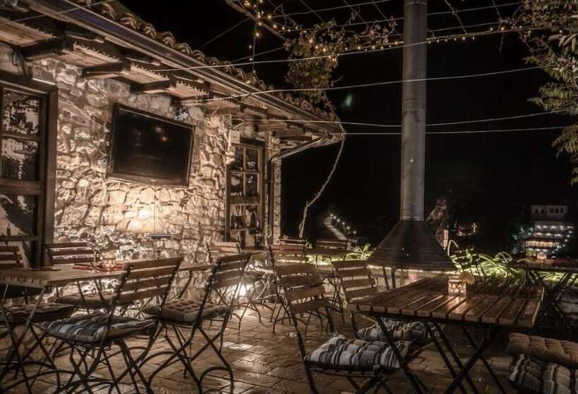 膳宿费 Hani I Xheblatit