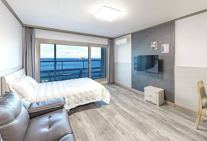 Sokcho Bird Island Pension