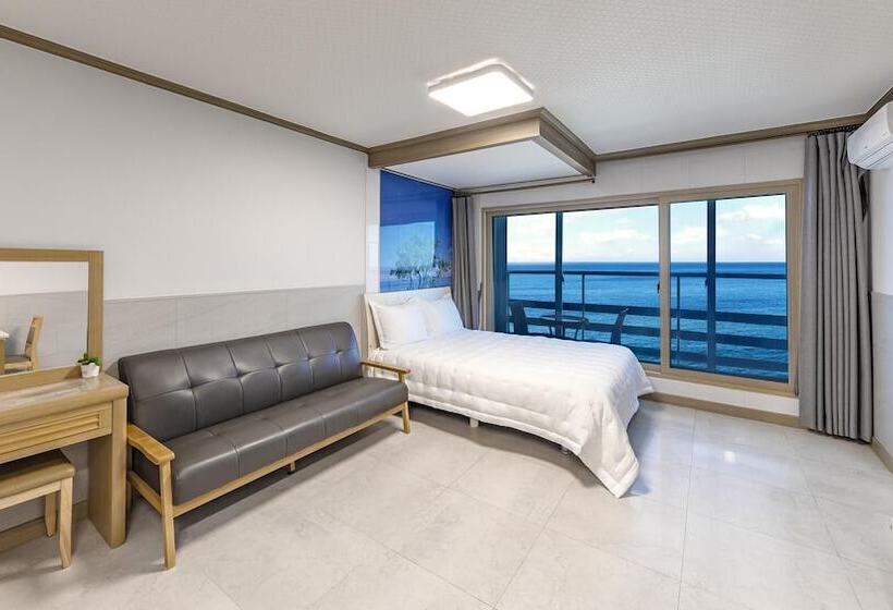 Sokcho Bird Island Pension