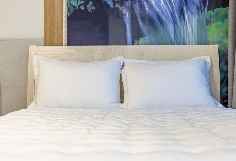 Sokcho Bird Island Pension