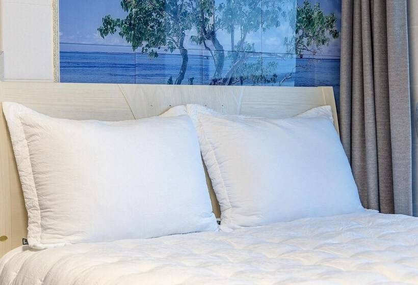 Sokcho Bird Island Pension