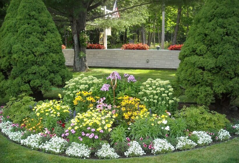 Cromwell Harbor Motel