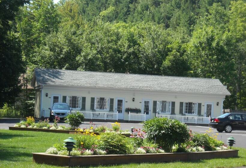 Cromwell Harbor Motel