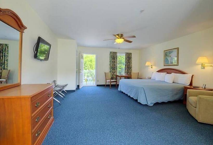 Cromwell Harbor Motel