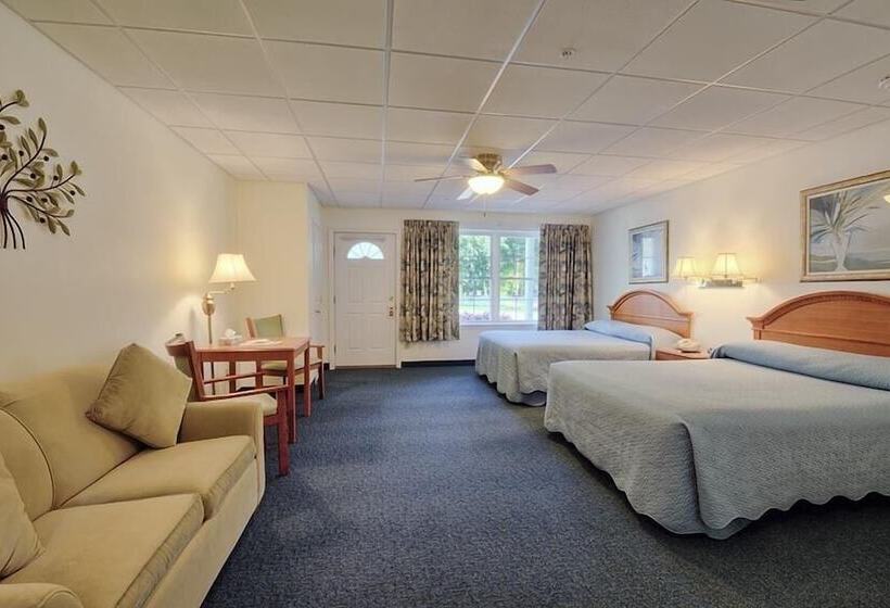 Cromwell Harbor Motel