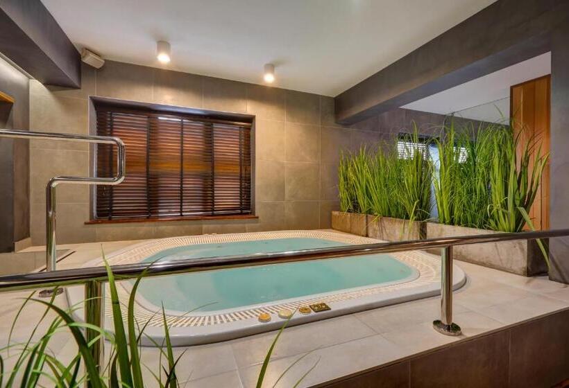 בית מלון כפרי Afrodyta Business & Spa